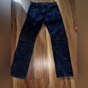 8 Steve’s Jeans